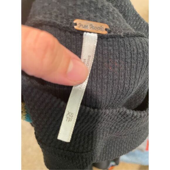 Free People Womens Multi-Color Crochet Sleeves Switch It Up Thermal Top Size XS - Picture 3 of 7